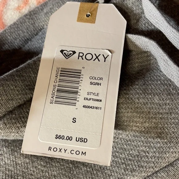 Brand New Roxy turtleneck sweater, Size Small - Picture 3 of 3